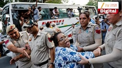 दिल्लीमधील जंतरमंतवरुन आंदोलकांना पोलिसांनी घेतलं ताब्यात