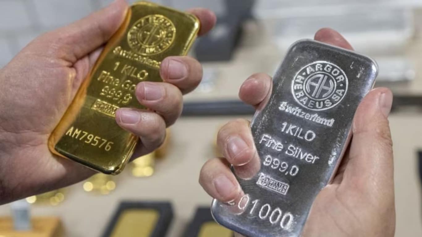 Gold And Silver Rates Today 