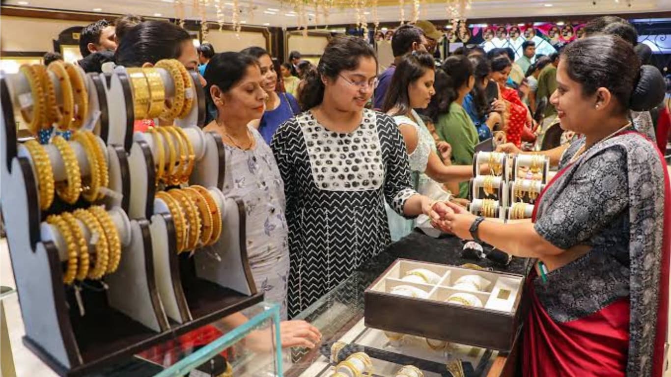 Gold And Silver Rates Today 