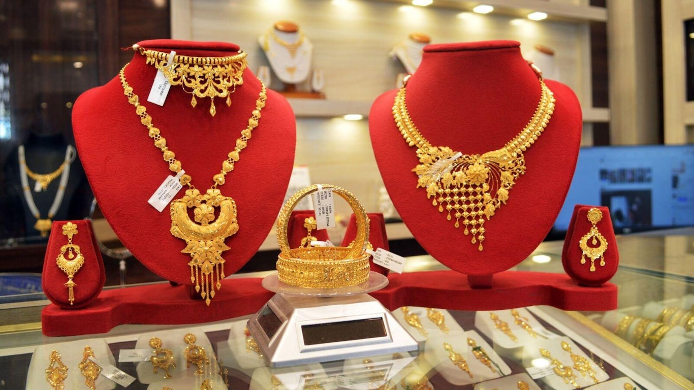 Gold And Silver Rates Today 