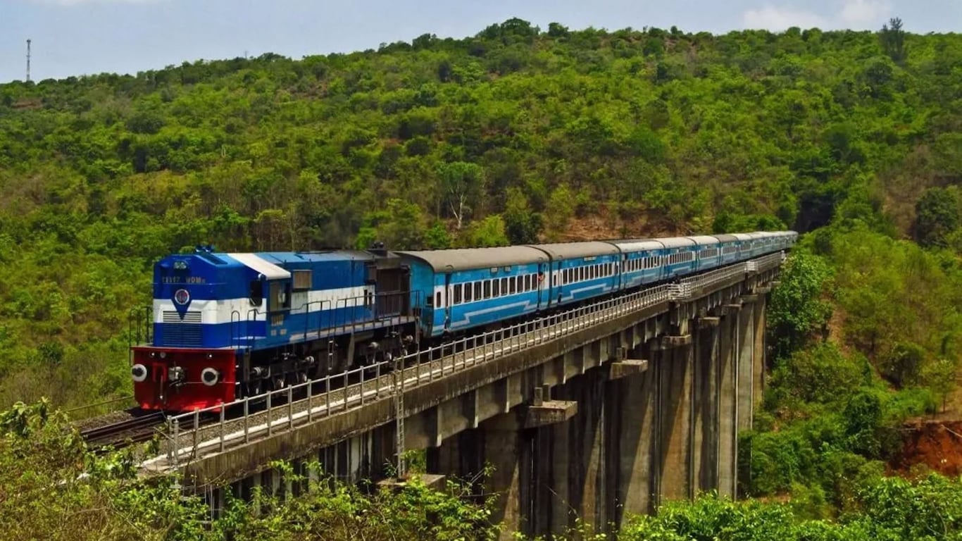 Non monsoon timetable will be effective on Konkan Railway