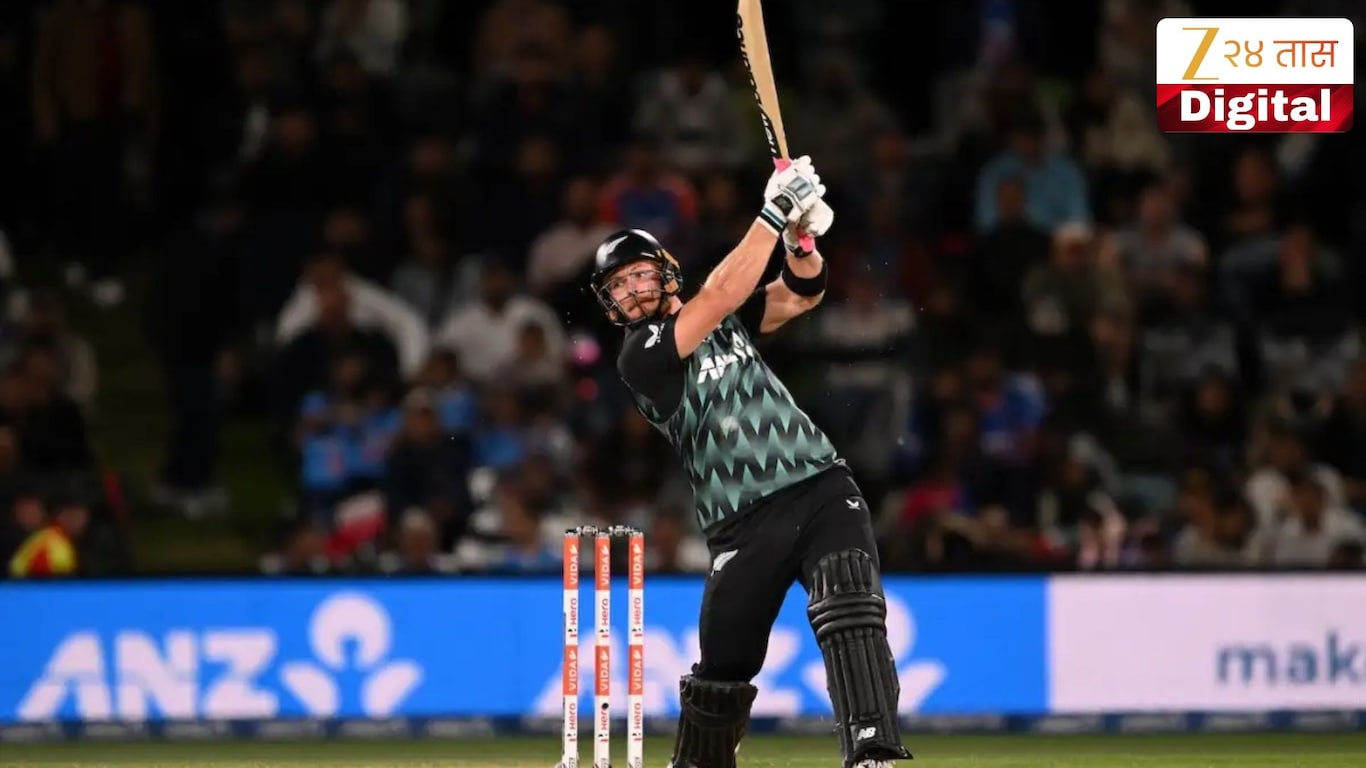 Glenn Phillips century